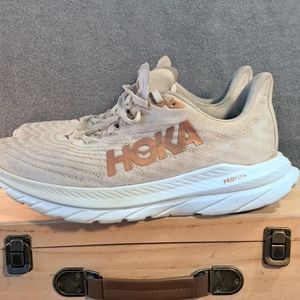 Hoka Men's Mach 5 Running Shoes, Size 9